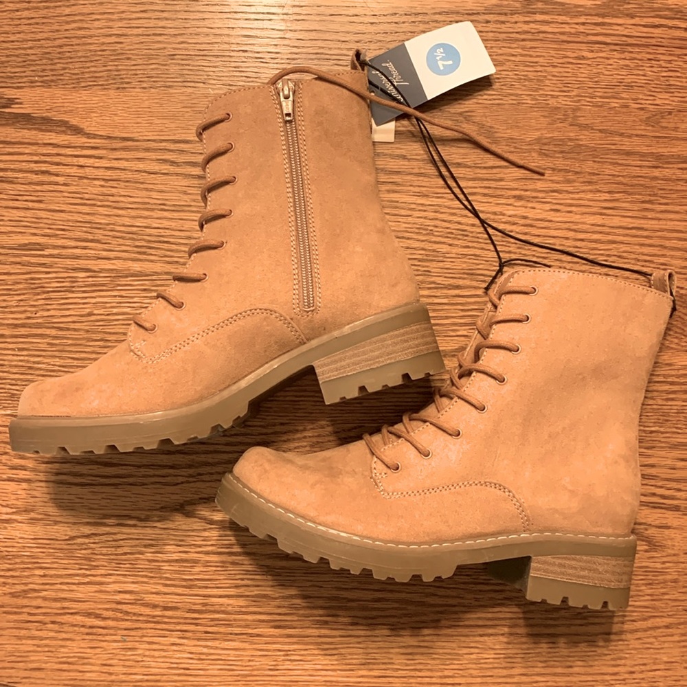 Universal Thread Tan Suede Ophelia Lace Up Boots
